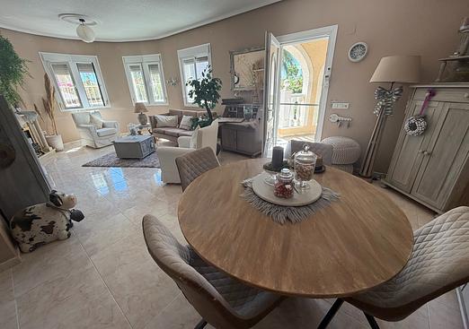 Villa in Rojales