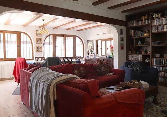 Villa in Orba