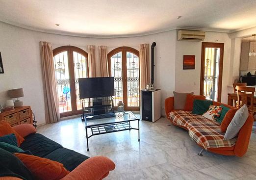 Villa in Algorfa