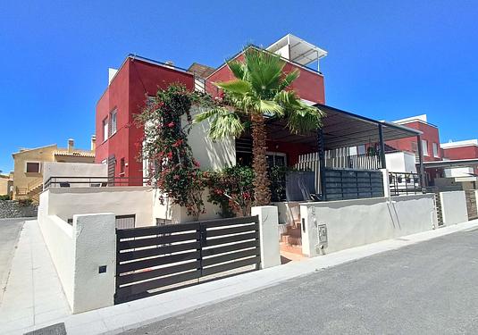 Quad house in Algorfa