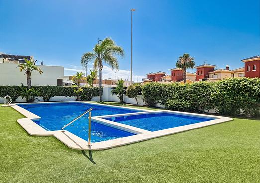 Town house in Cabo Roig