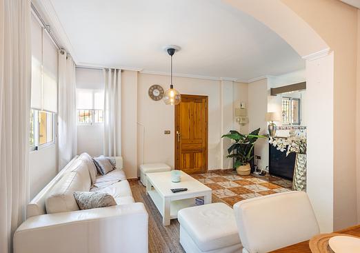 Semi detached in Lomas de Caboroig