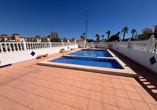 Villa in Guardamar del Segura