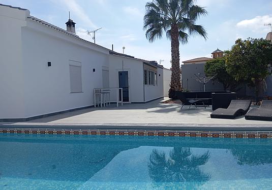 Villa in Cabo Roig