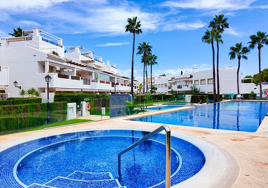 Apartment in Orihuela Costa