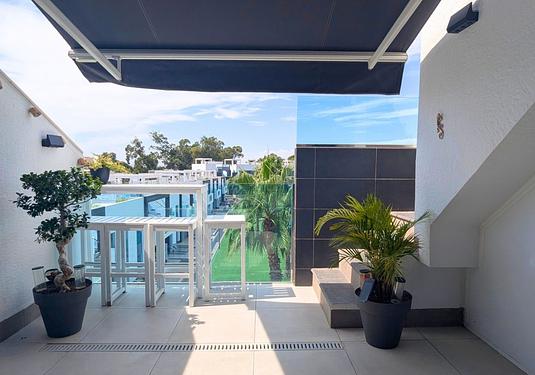 Apartment in El Raso