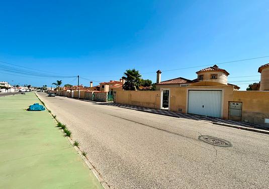 Villa in Torrevieja