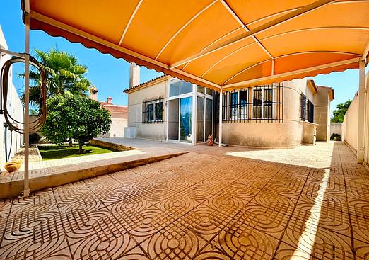 Villa in Torrevieja