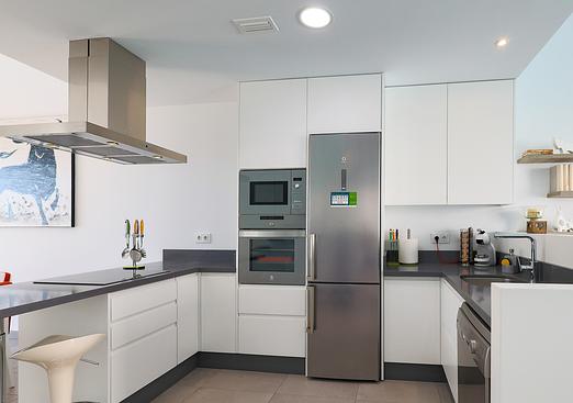 Semi detached in Dolores