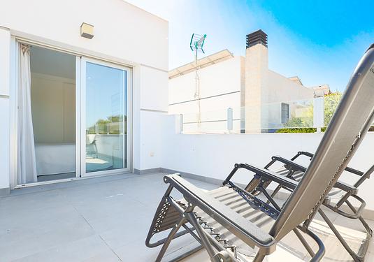 Semi detached in Dolores