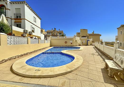 Villa in Villamartin