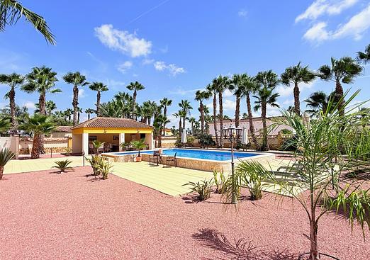 Villa in Catral