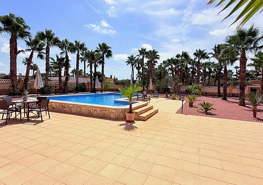 Villa in Catral