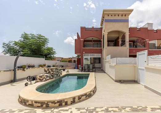 Apartment in Orihuela Costa