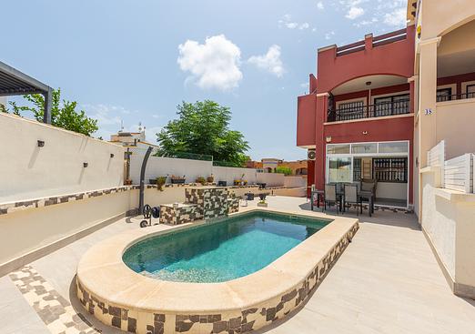 Apartment in Orihuela Costa