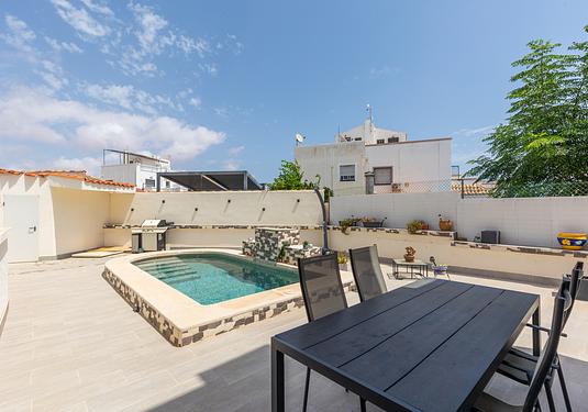 Apartment in Orihuela Costa