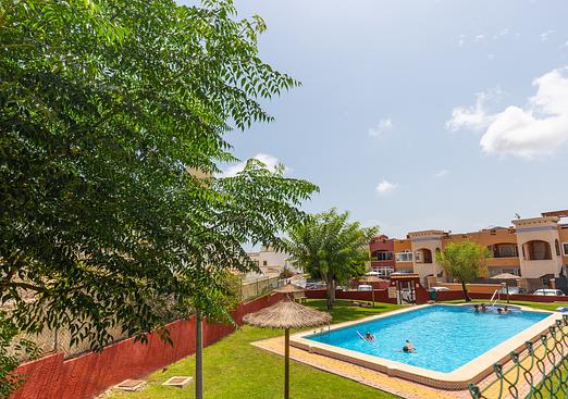 Apartment in Orihuela Costa