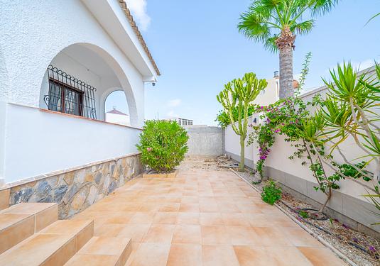 Villa in Los Balcones