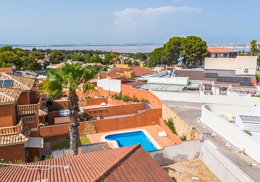 Villa in Los Balcones