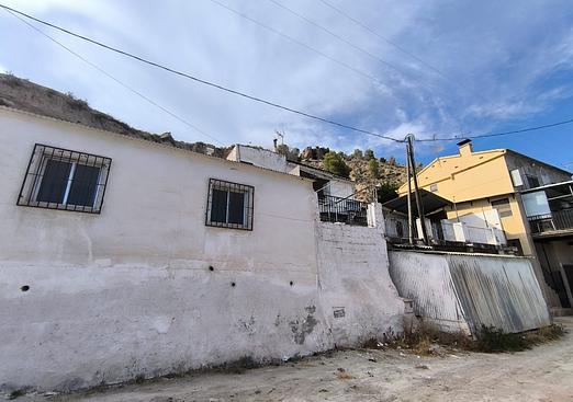Property in Abaran