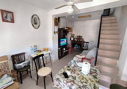 Property in Abaran