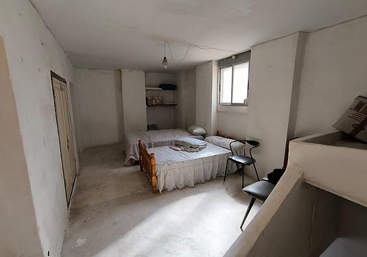 Property in Abaran