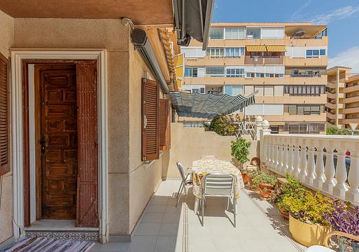 Town house in La Mata
