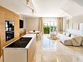 Town house in La Duquesa