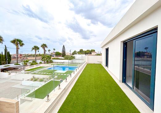 Villa in Los Montesinos