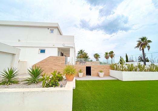Villa in Los Montesinos