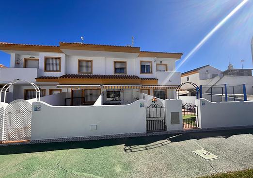 Town house in Torre de La Horadada