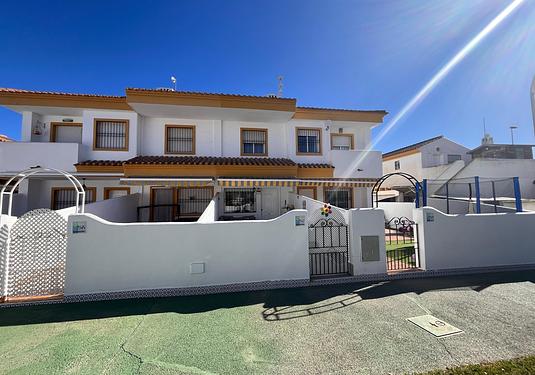 Town house in Torre de La Horadada