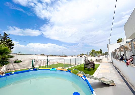 Villa in Los Montesinos