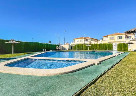 Bungalow in Orihuela Costa