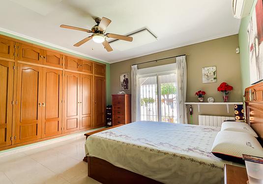 Villa in Catral