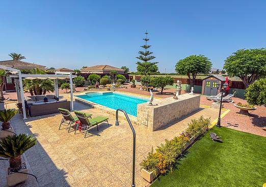 Villa in Catral