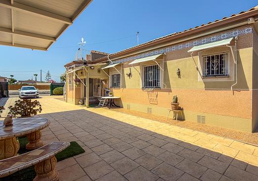 Villa in Catral