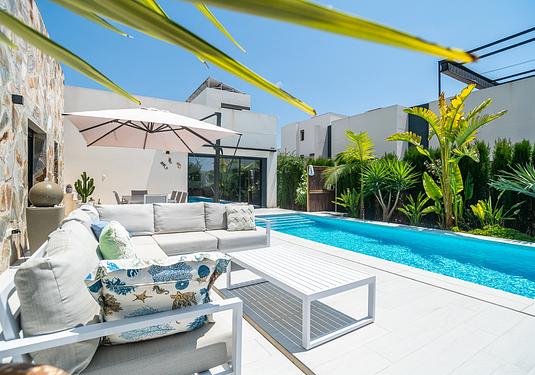 Villa in Algorfa