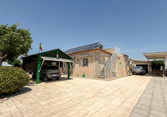 Villa in Catral