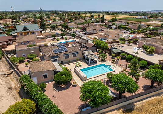 Villa in Catral