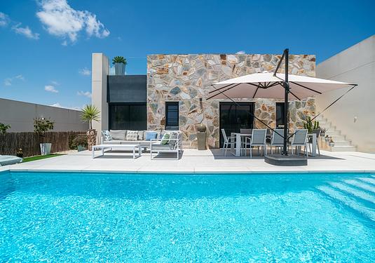 Villa in Algorfa