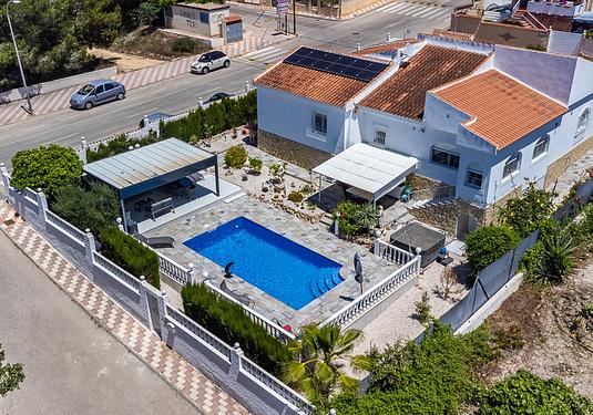 Villa in La Marina