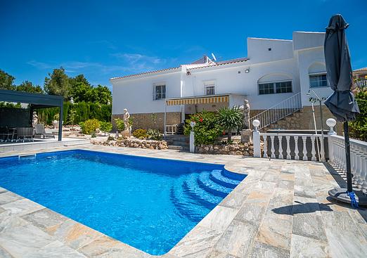 Villa in La Marina