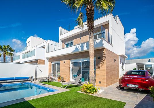 Villa in Pilar de La Horadada