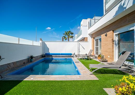 Villa in Pilar de La Horadada