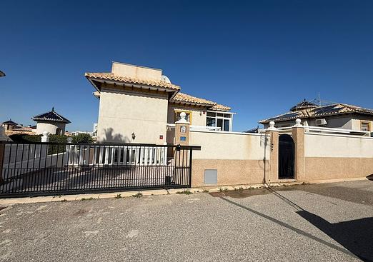 Villa in Orihuela Costa