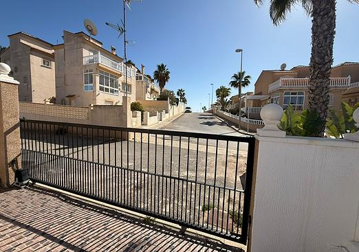 Villa in Orihuela Costa