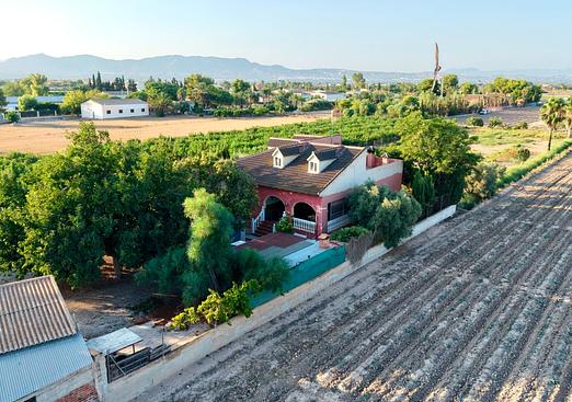 Country house in Catral