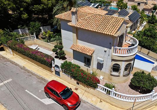 Villa in Orihuela Costa