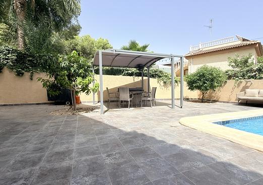 Villa in Orihuela Costa
